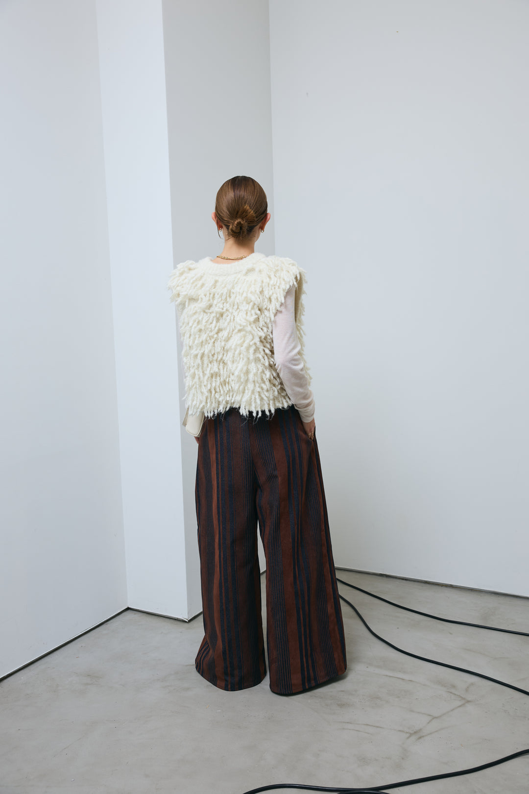[予約/SET]フリンジニットベスト+ベロアストライプ細畝ワイドパンツ(2set)