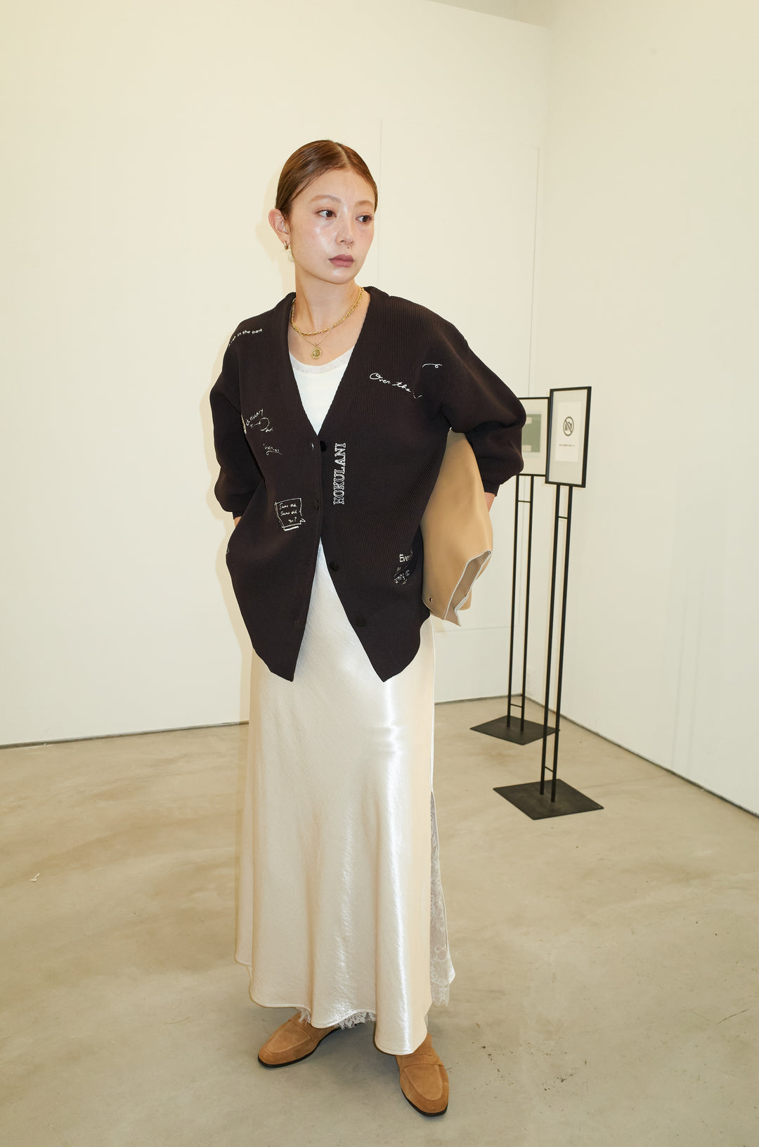 [予約/SET]グラフィティニットカーデ+裾レースサテンスカート(2set)