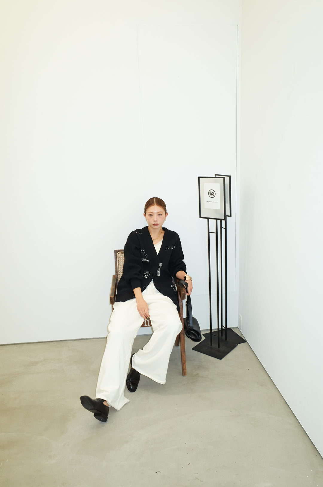 [予約/SET]グラフィティニットカーデ+エフォートレススウェットパンツ(2set)