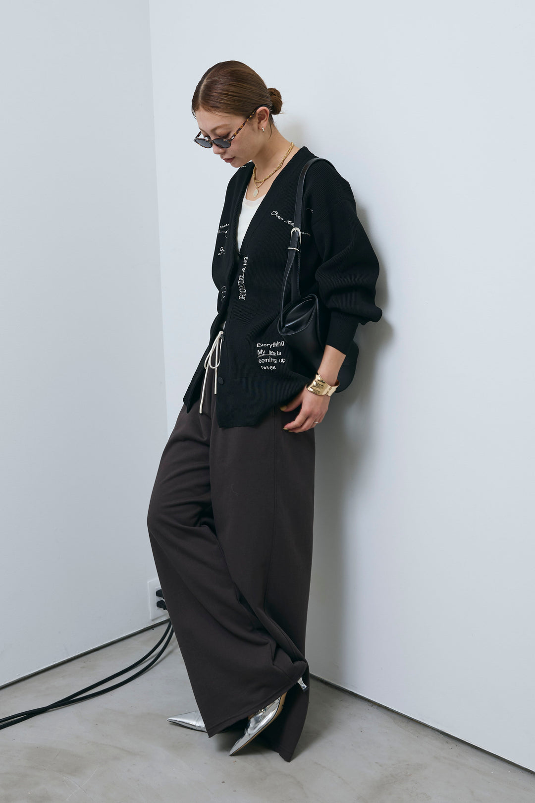 [予約/SET]グラフィティニットカーデ+エフォートレススウェットパンツ(2set)