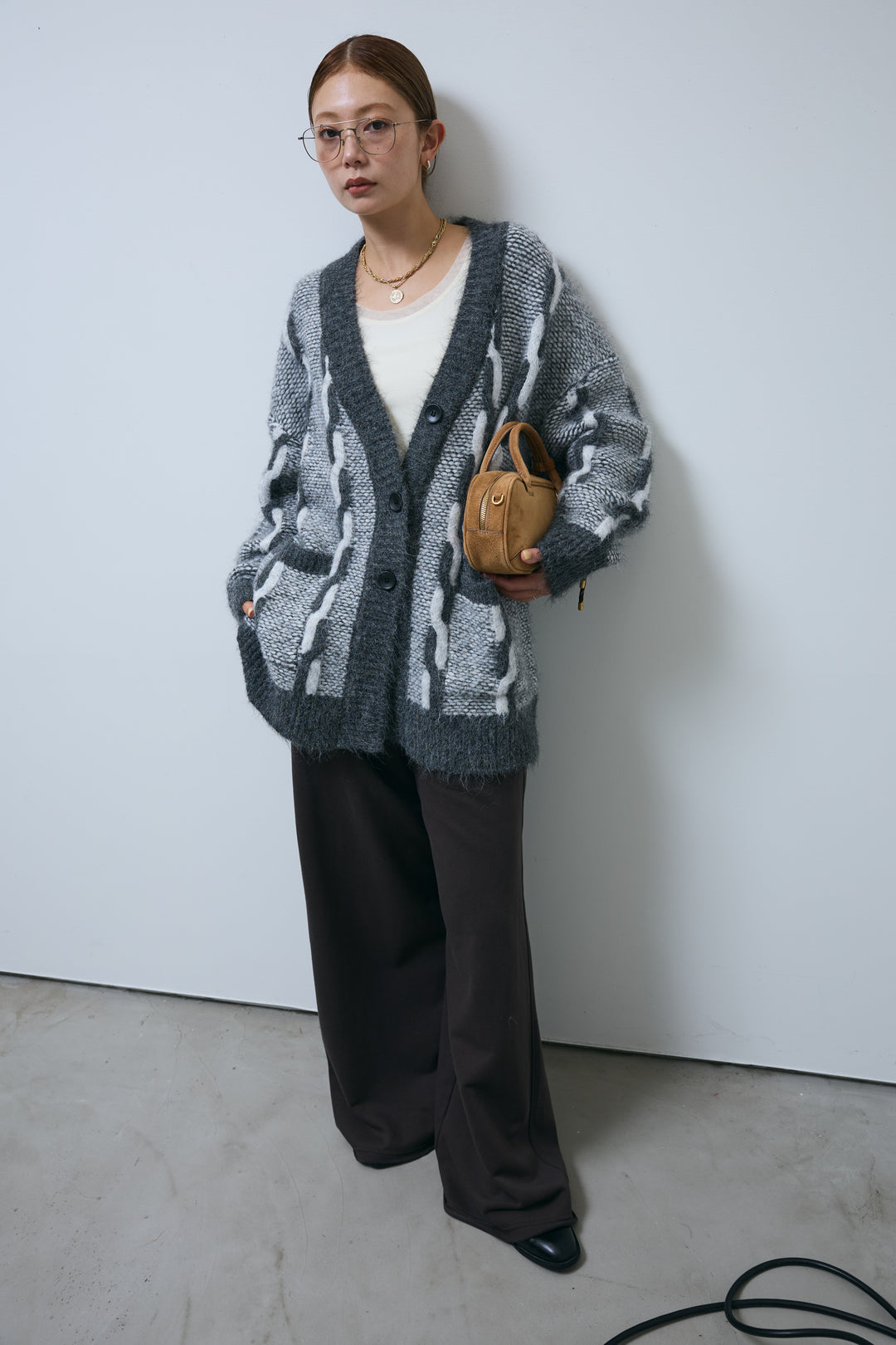 [予約/SET]ロープ柄ボリュームニットカーディガン+エフォートレススウェットパンツ(2set)