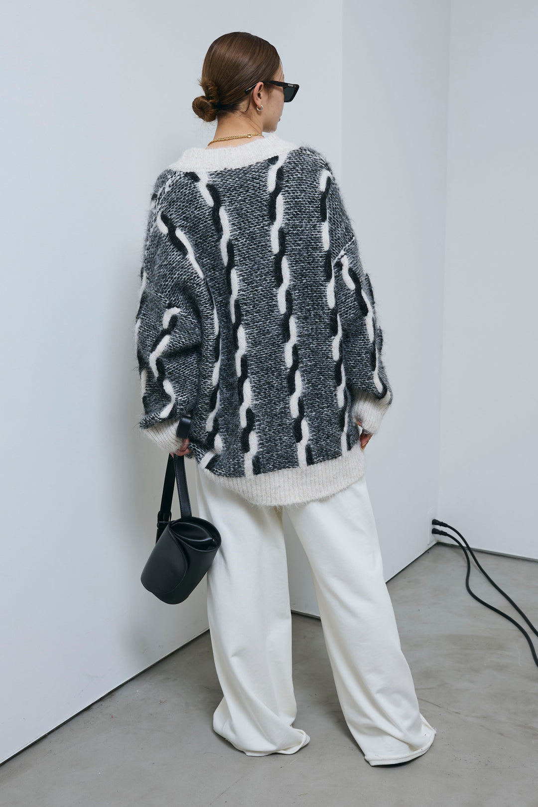 [予約/SET]ロープ柄ボリュームニットカーディガン+エフォートレススウェットパンツ(2set)