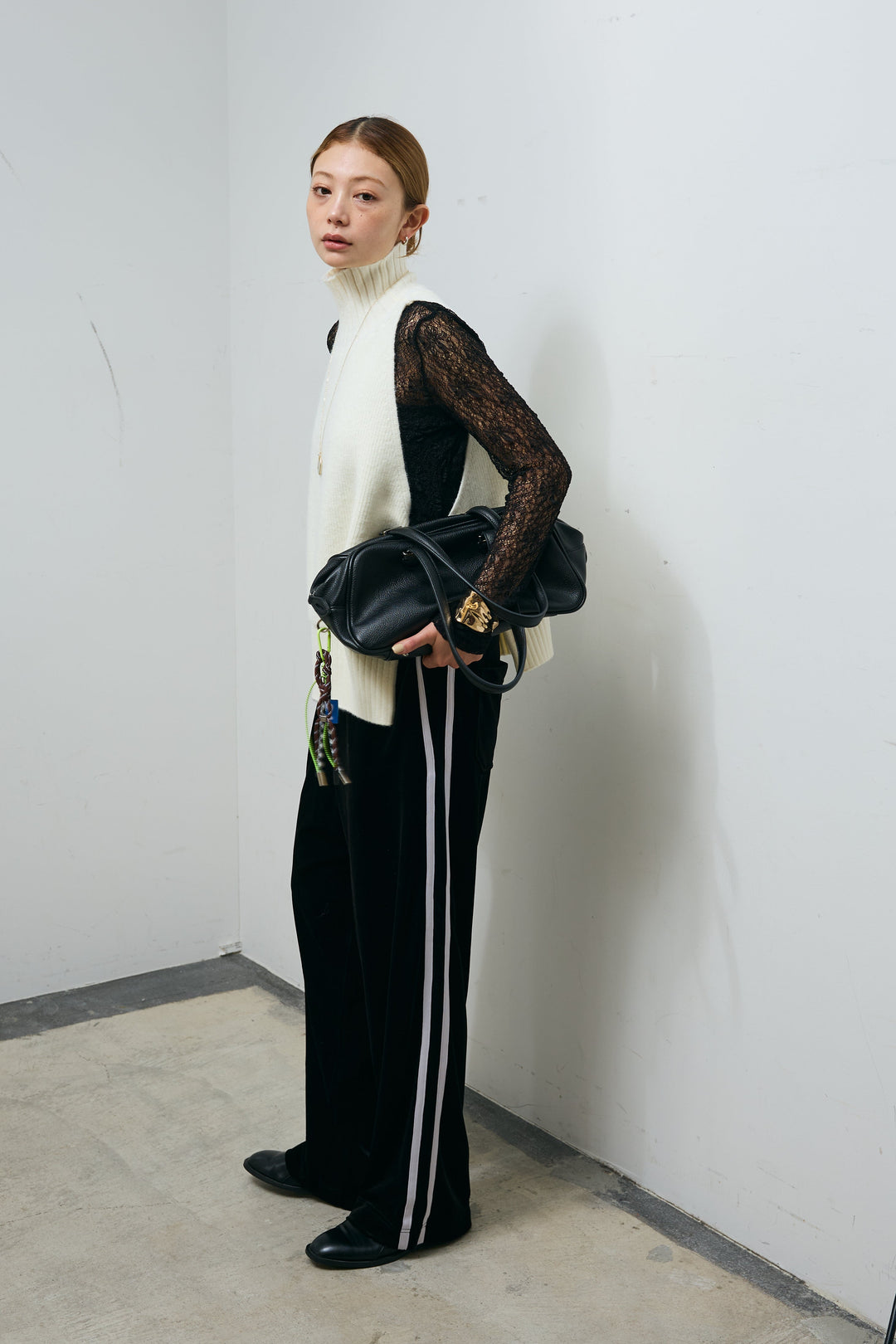 [予約]サイドラインベロアパンツ