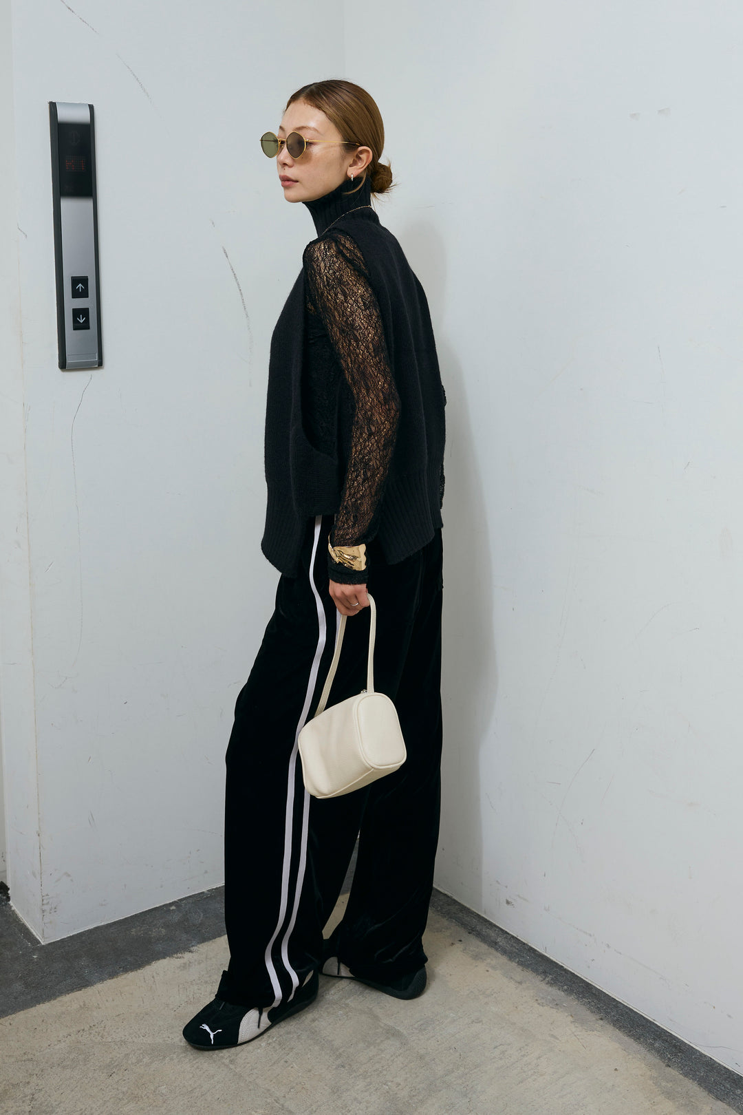 [予約]サイドラインベロアパンツ