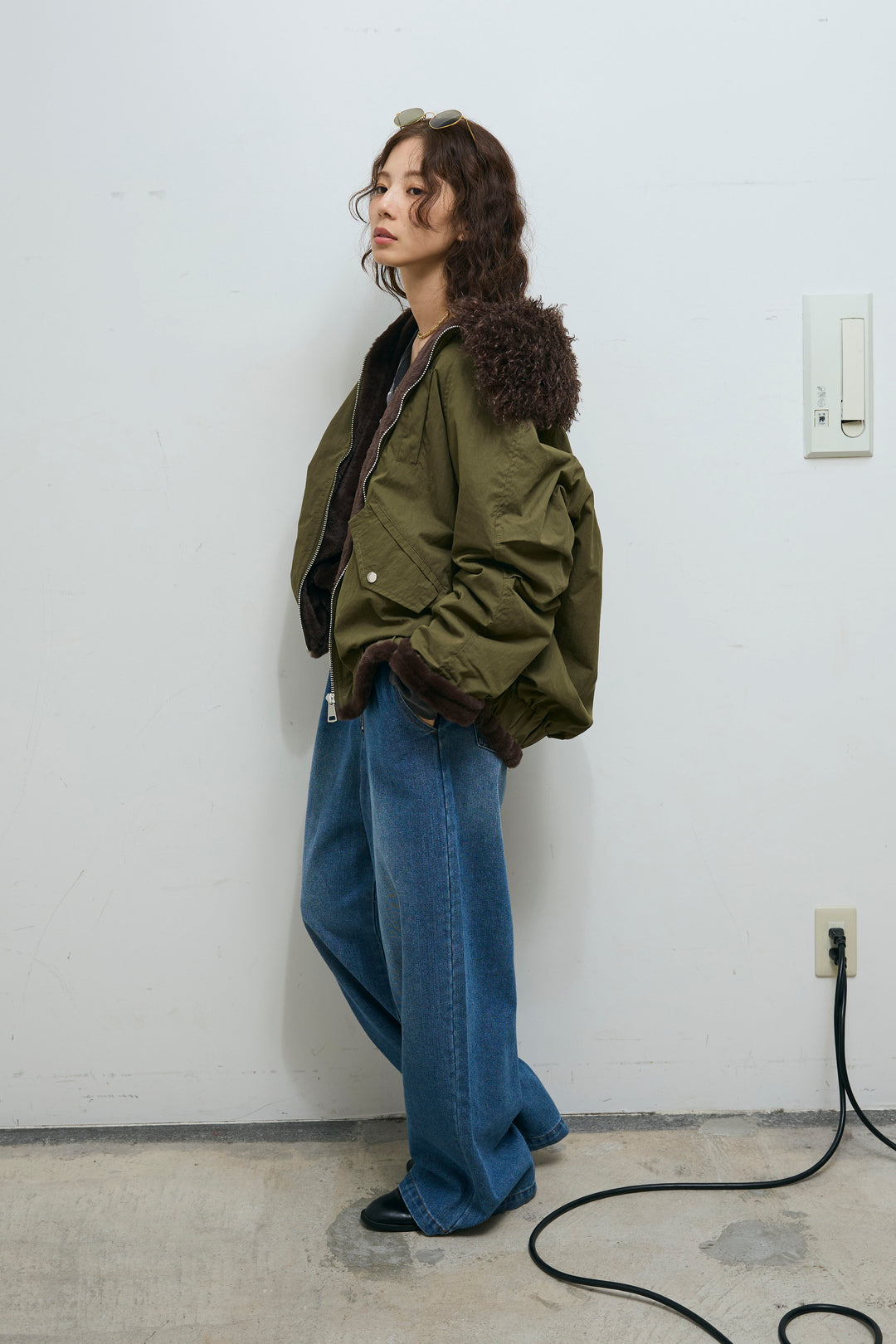 [予約/SET]ボア襟ジップブルゾン+フロントジップストラップデザインデニムサロペット(2set)