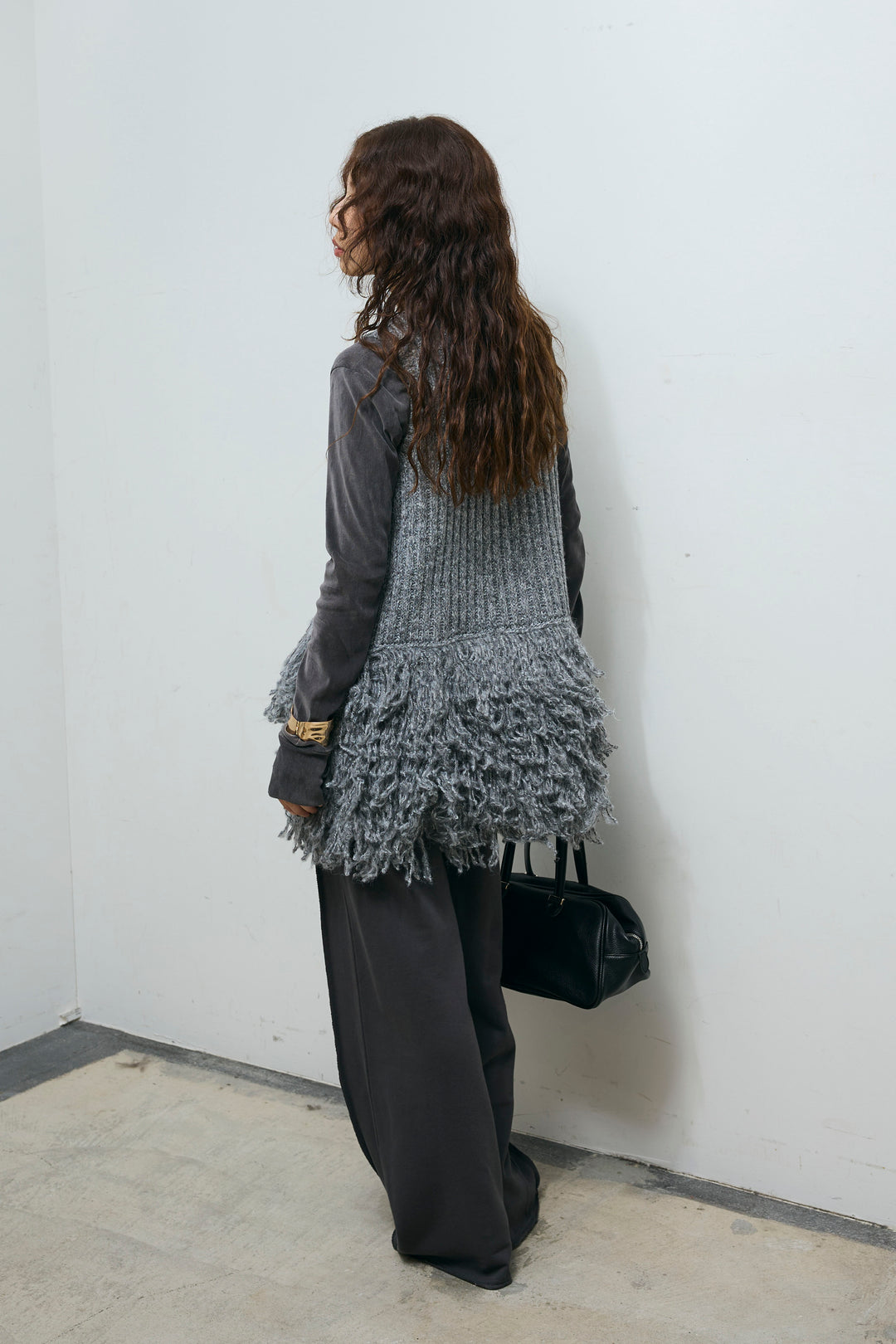 [予約/SET]フリンジ切り替えニットチュニック+ベロアチュールヘンリーネックT+ストレート裏毛パンツ(3set)