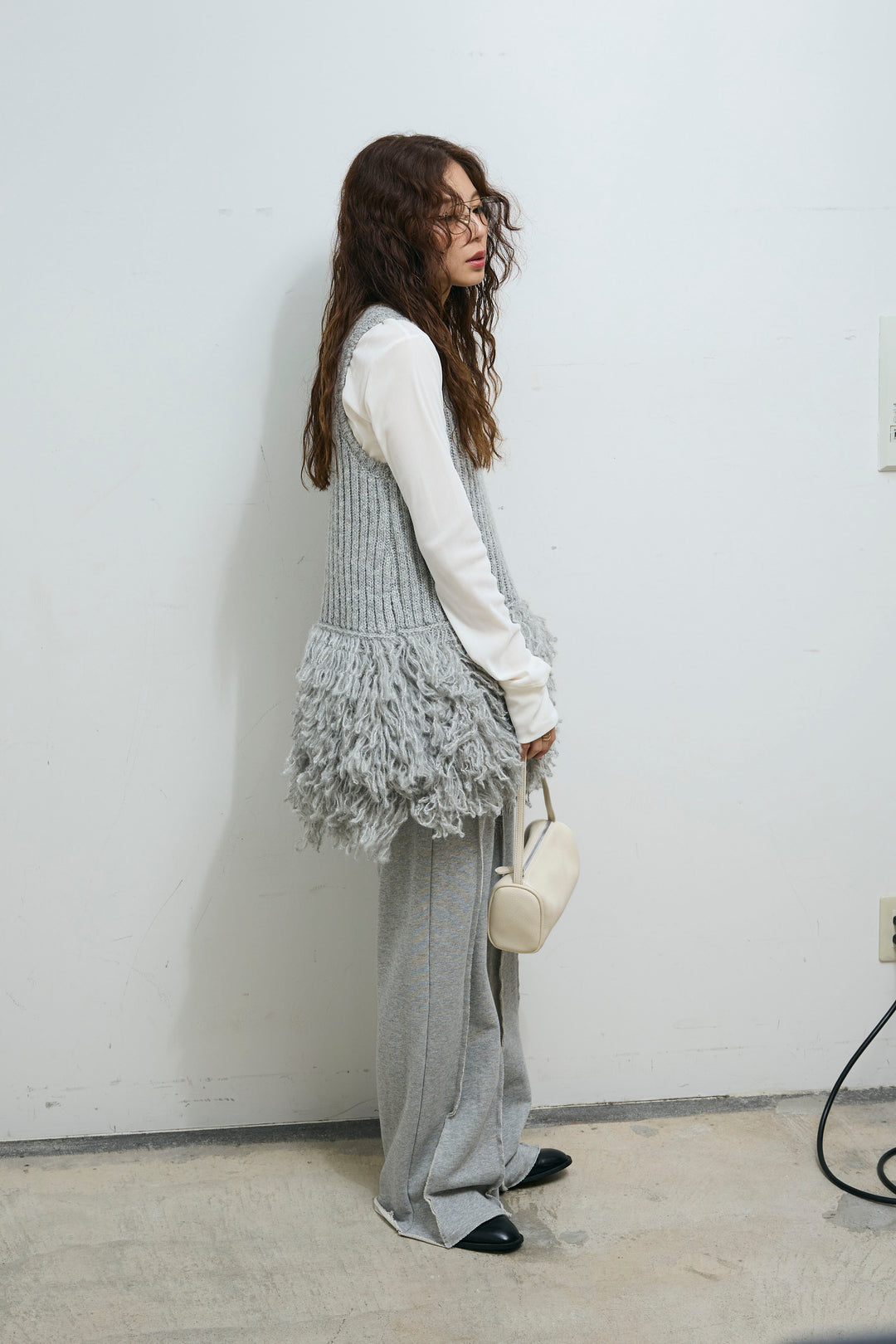 [予約/SET]フリンジ切り替えニットチュニック+ベロアチュールヘンリーネックT+ストレート裏毛パンツ(3set)