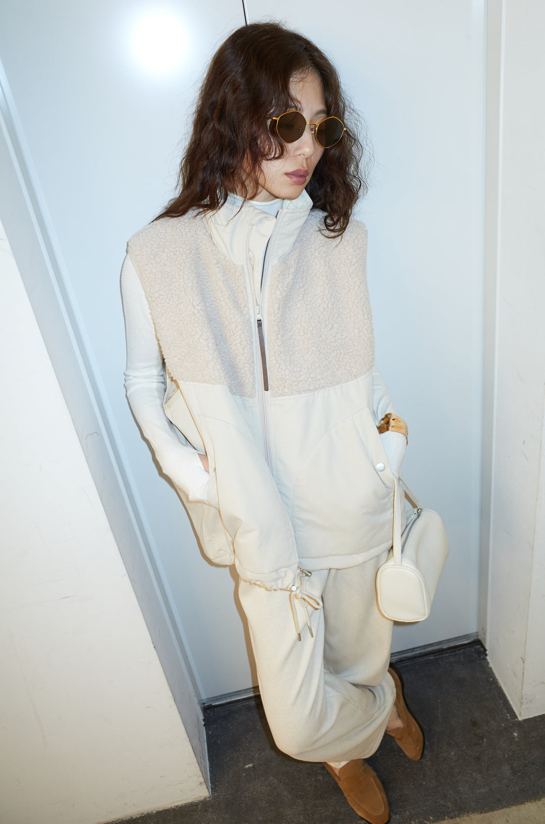 [予約/SET]ボア切替中綿ベスト+アンゴラタッチフィンガーホールタートルニット+ダンボールニットパンツ(3set)