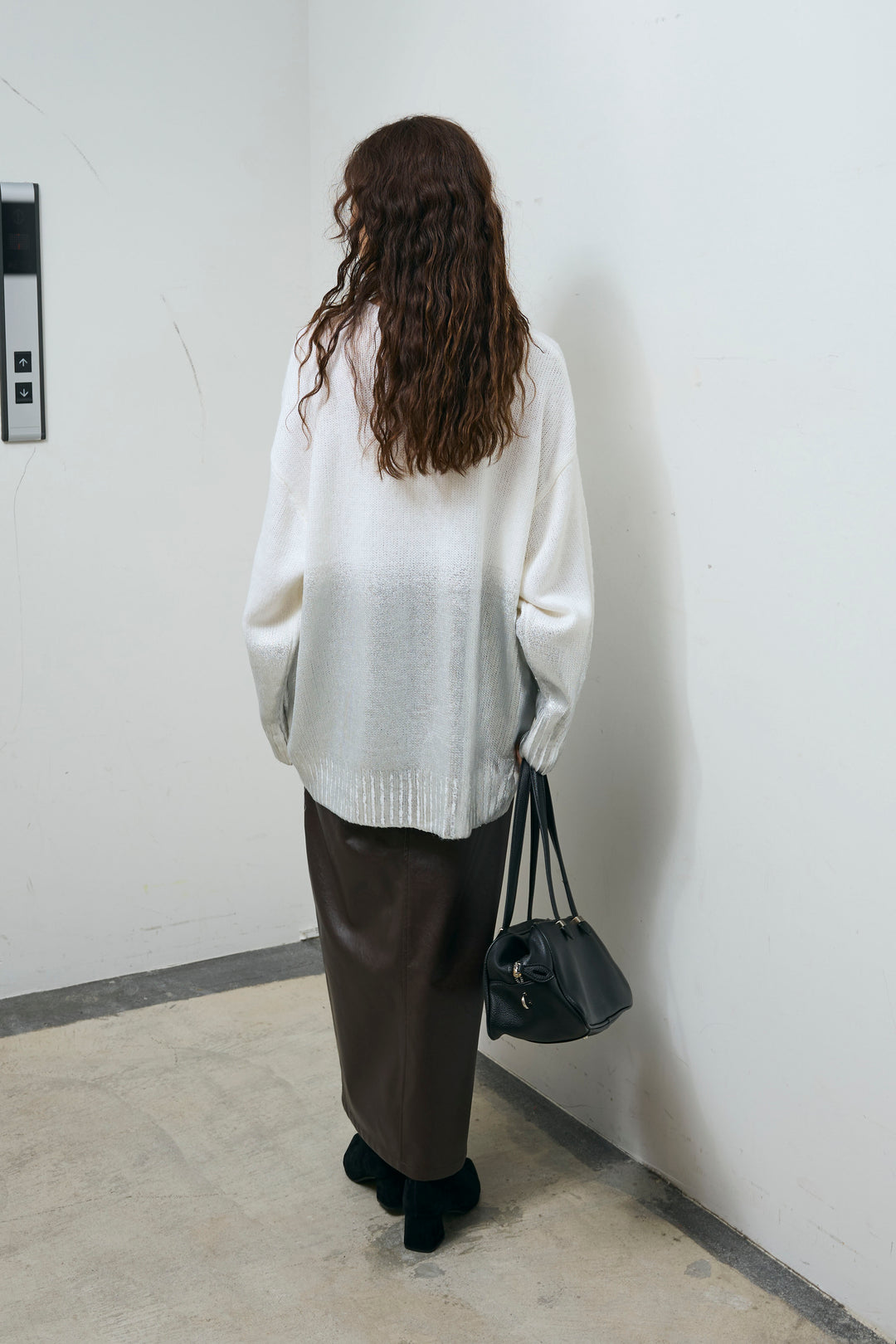 [予約/SET]箔プリントオーバーサイズプルオーバー+エコレザーバックスリットペンシルスカート(2set)