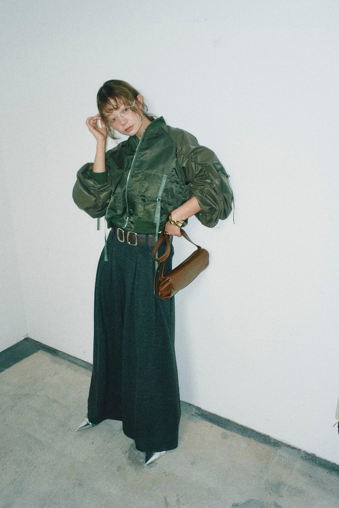 [予約/SET]ショート丈MA1+ベルト付きスゥイッチングタックパンツ(2set)