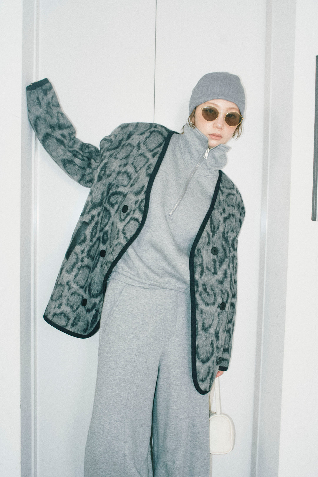 [予約/SET]ノーカラーレオパードジャコット+ハーフジップ裏起毛トップス+裏起毛カーブパンツ(3set)