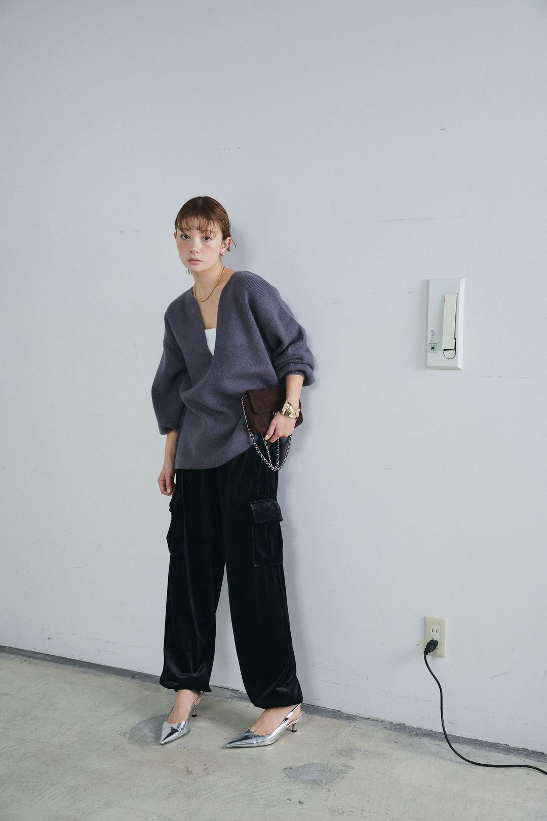 [予約/SET]深Vネックハイゲージニット+ベロアカーゴジョガーパンツ(2set)