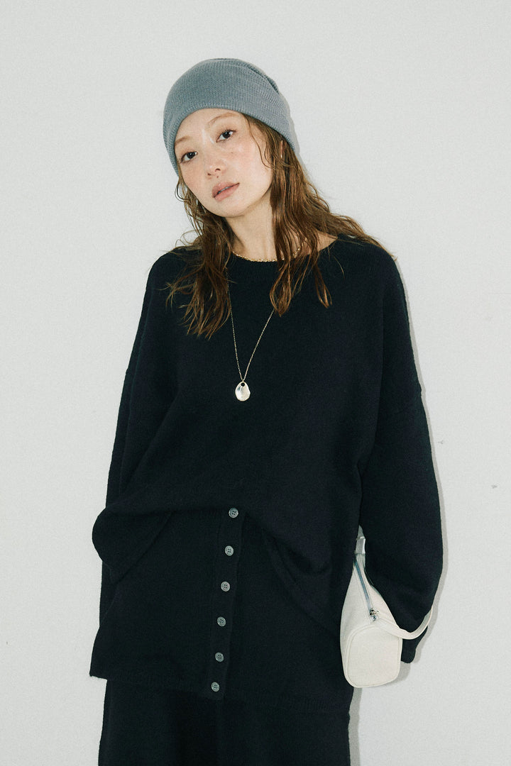 [予約]バックレースアップニット