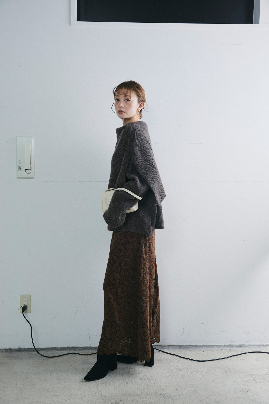 [予約/SET]ケープ付きローゲージニット+ソフトファブリックレースSK(2set)