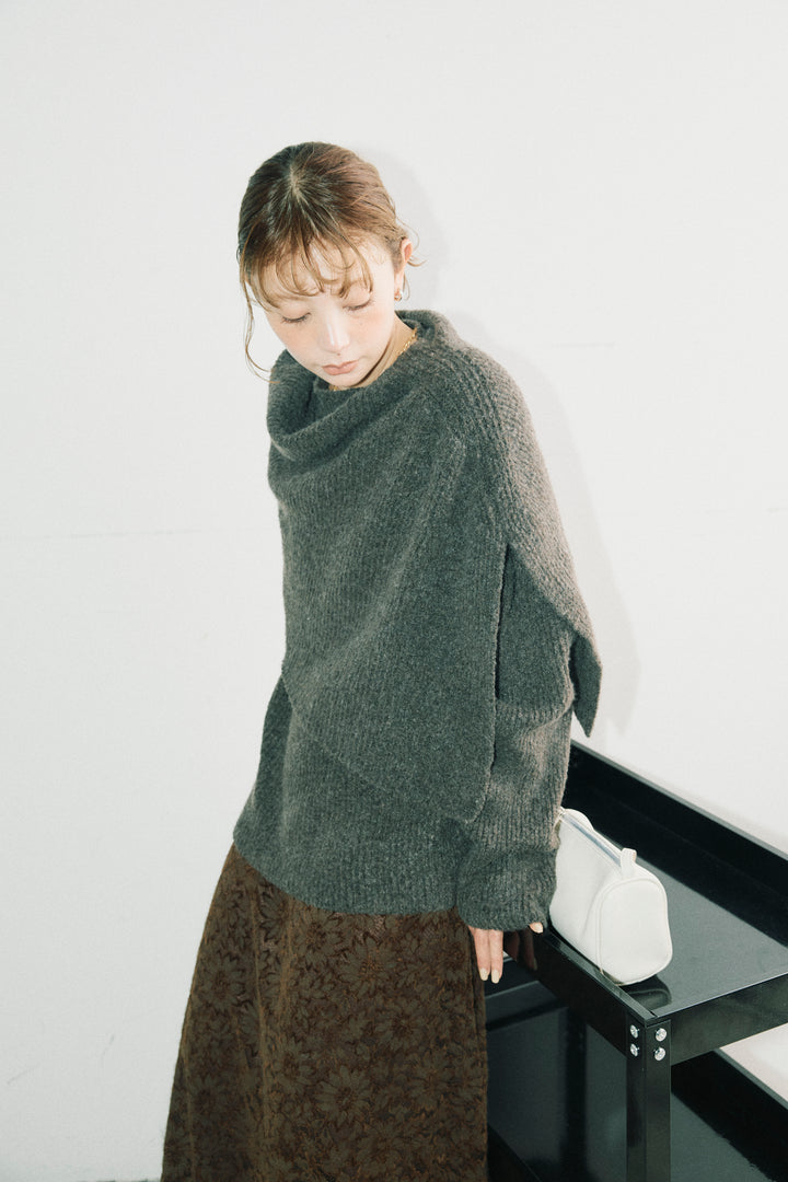 [予約]ケープ付きローゲージニット
