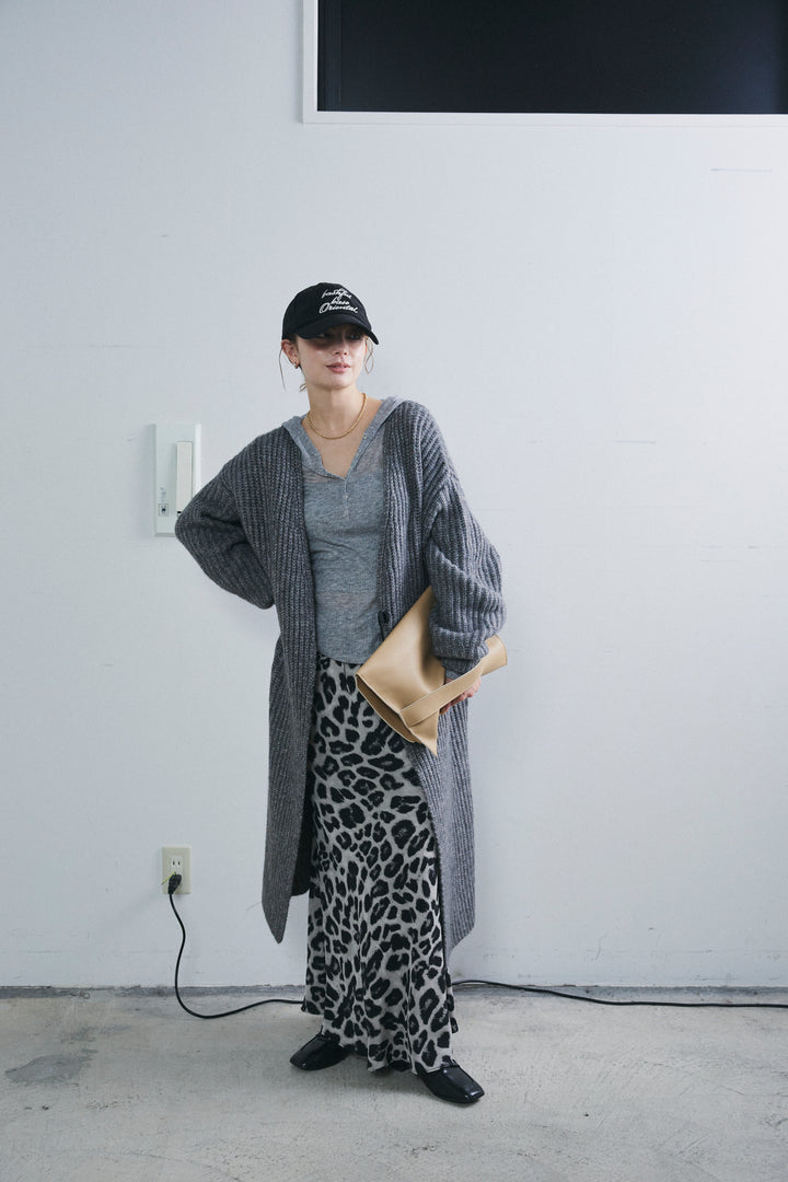 [予約/SET]キルトピン付きロングカーディガン+レオパードナロースカート(2set)