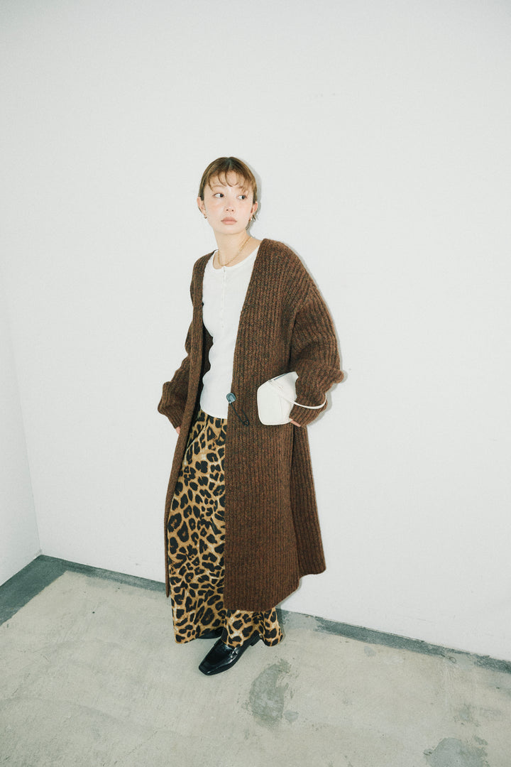 [予約/SET]キルトピン付きロングカーディガン+レオパードナロースカート(2set)