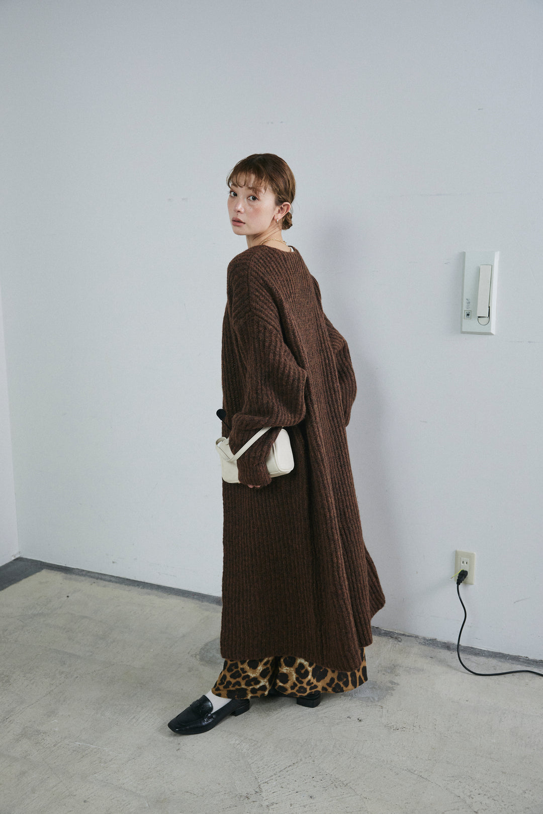 [予約/SET]キルトピン付きロングカーディガン+レオパードナロースカート(2set)