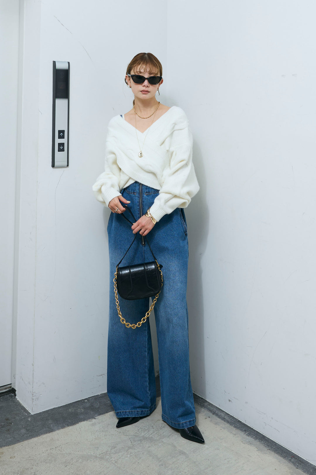 [予約/SET]カシュクールケーブルショートニット+フロントジップストラップデザインデニムサロペット(2set)