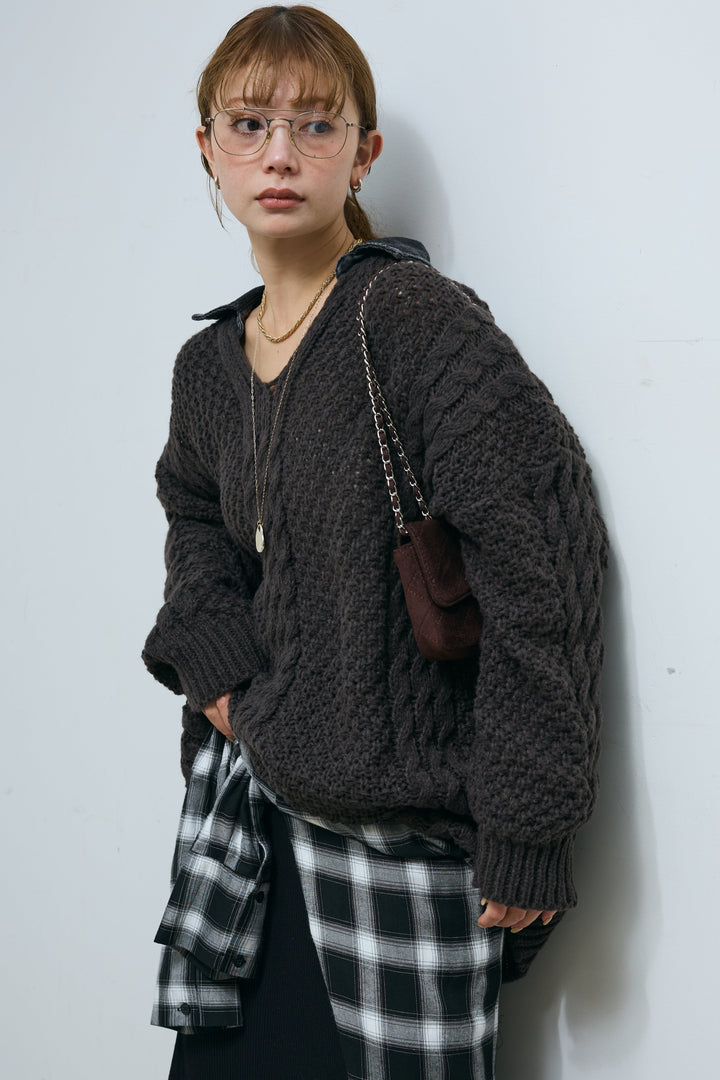 [予約]ブラックデニムカラーケーブルニット