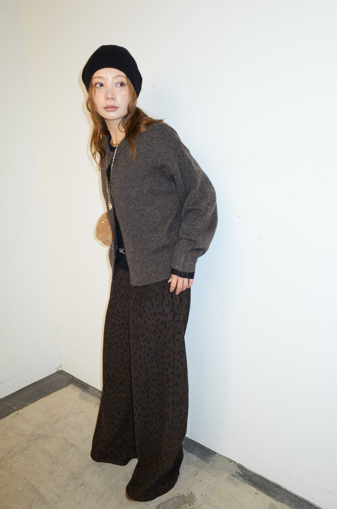 [予約/SET]センターホール2wayニット+パイルタッチレオパード柄イージーパンツ(2set)