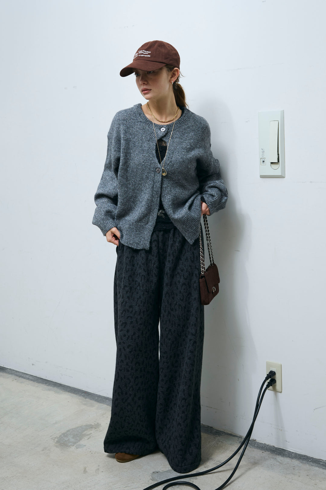 [予約/SET]センターホール2wayニット+パイルタッチレオパード柄イージーパンツ(2set)