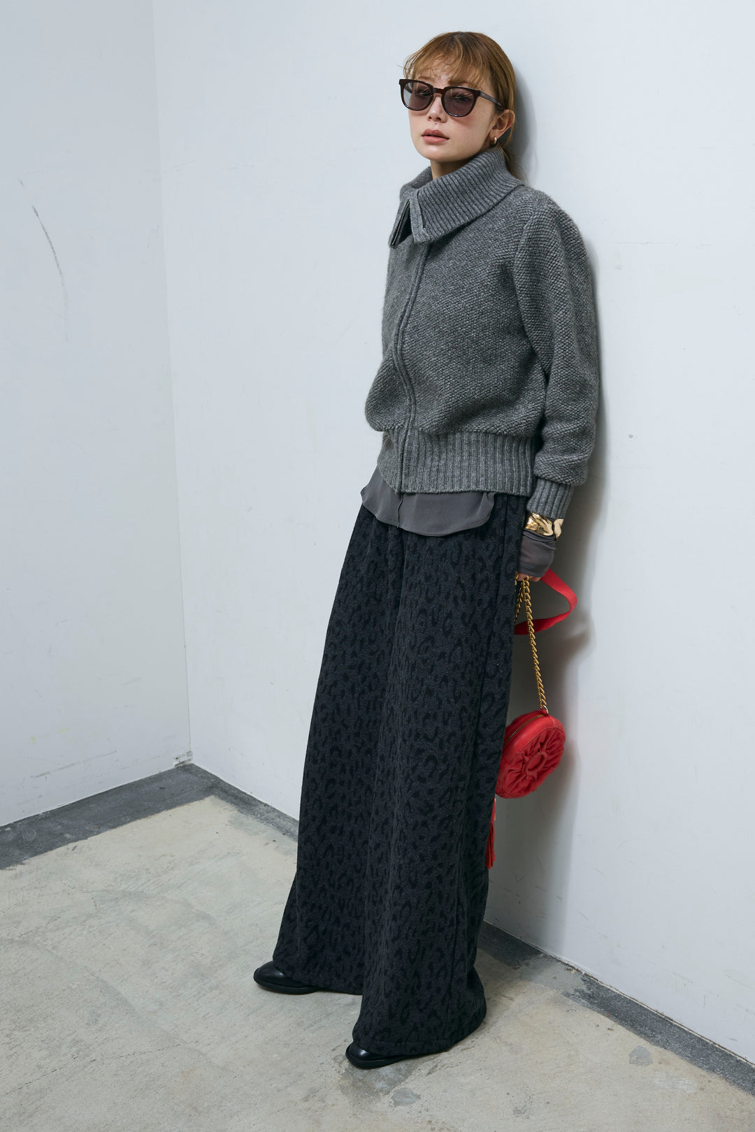 [予約/SET]ハイネックジップアップニット+パイルタッチレオパード柄イージーパンツ(2set)