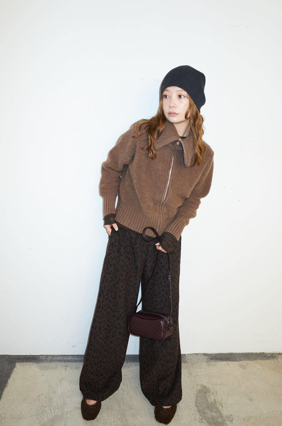 [予約/SET]ハイネックジップアップニット+パイルタッチレオパード柄イージーパンツ(2set)