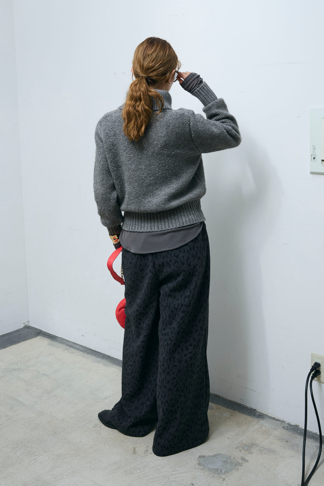 [予約/SET]ハイネックジップアップニット+パイルタッチレオパード柄イージーパンツ(2set)