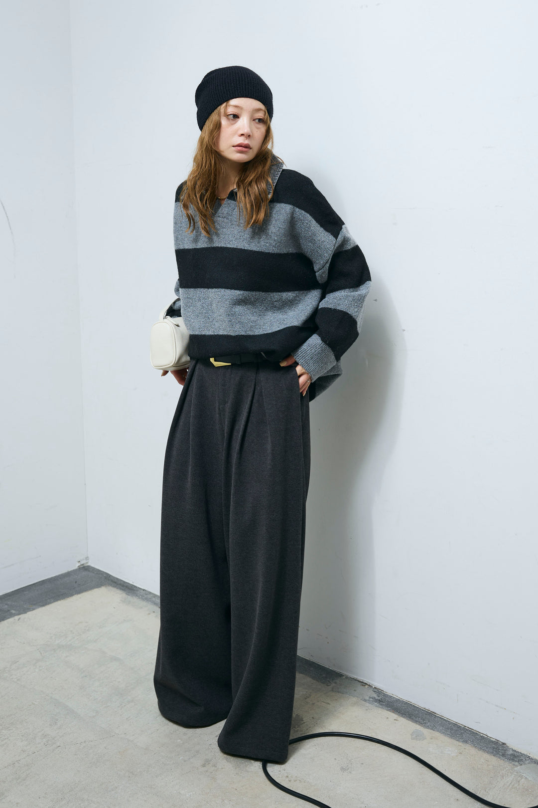 [予約/SET]デニムカラーラガーニットPO+ベルト付きリバースタックパンツ(2set)